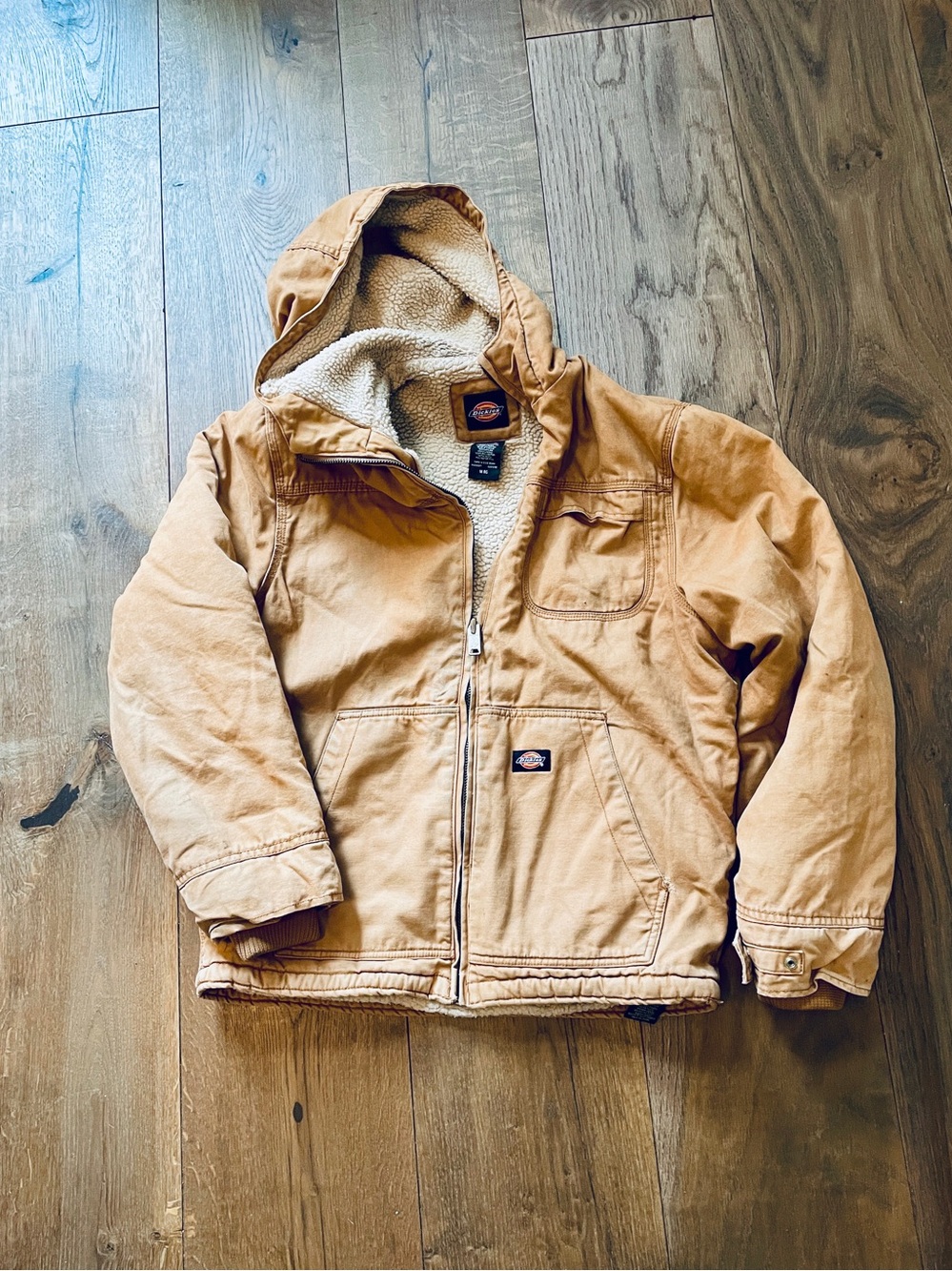 Dickies Carhartt-Style Sherpa-Lined Hooded Jacket in Tan Men-Women